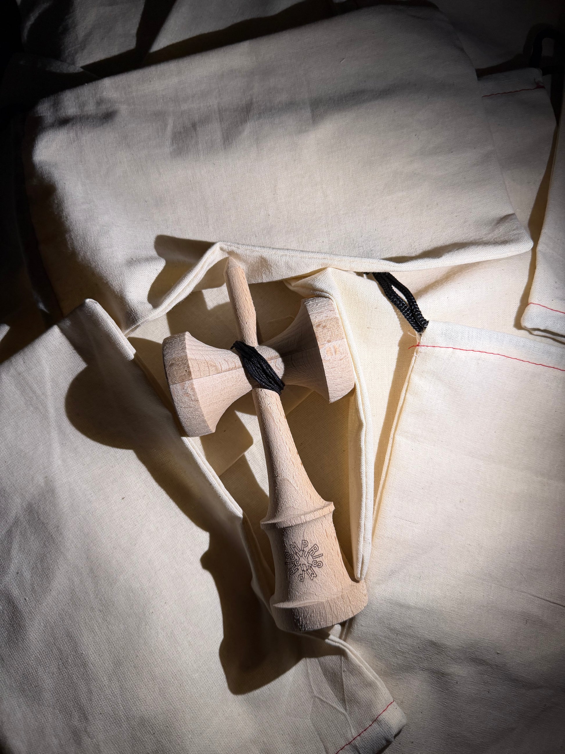 PRISM IRIS SHAPE KEN - KEN ONLY